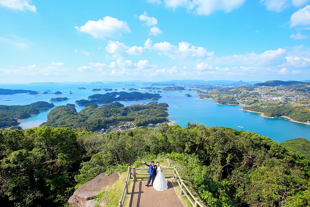 佐世保の絶景を背景にしたフォトウエディング撮影例